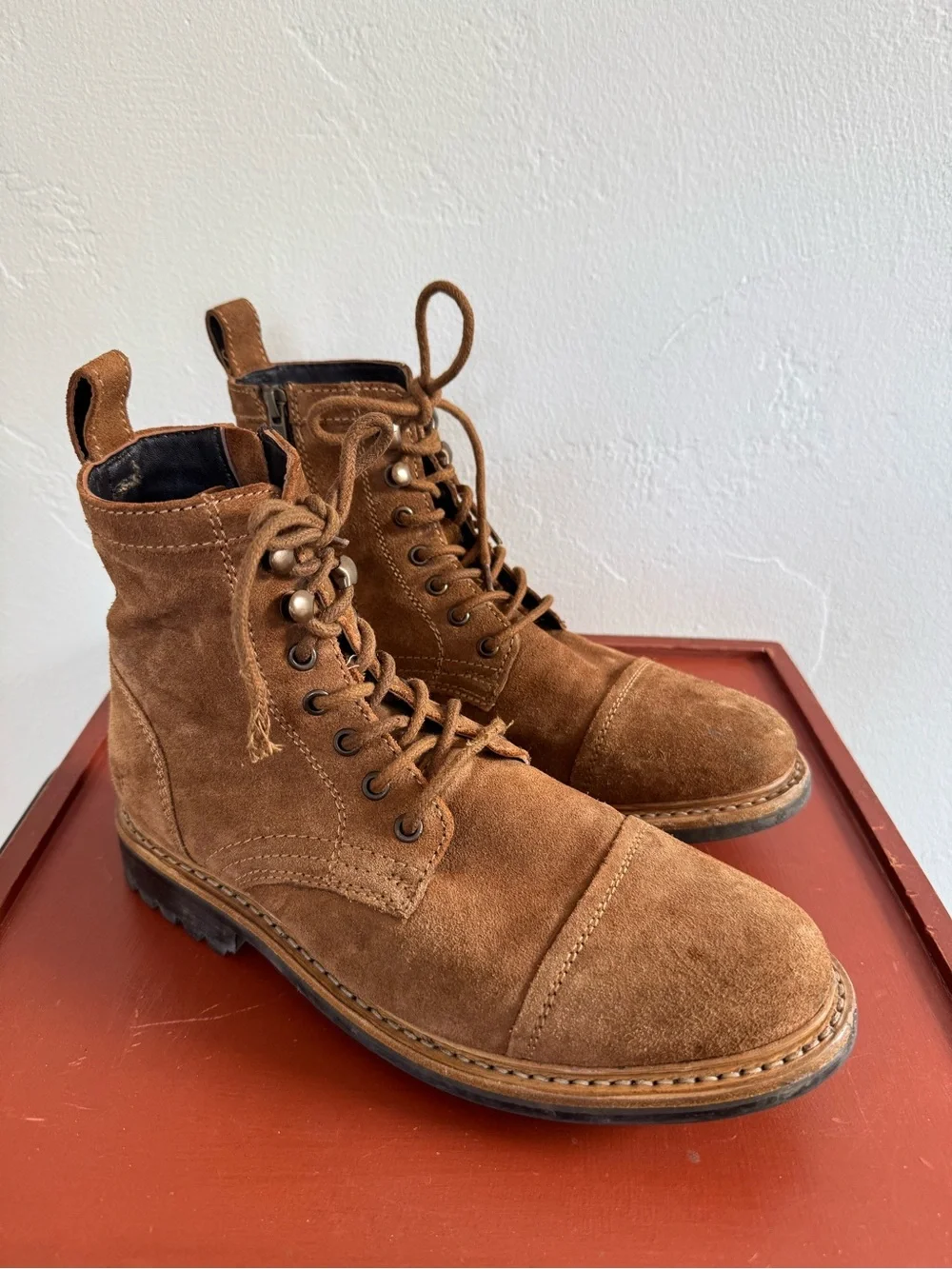 Frye Russell Lace-Up Suede Leather Combat Boots Tan Caramel Brown Lug Sole Fall